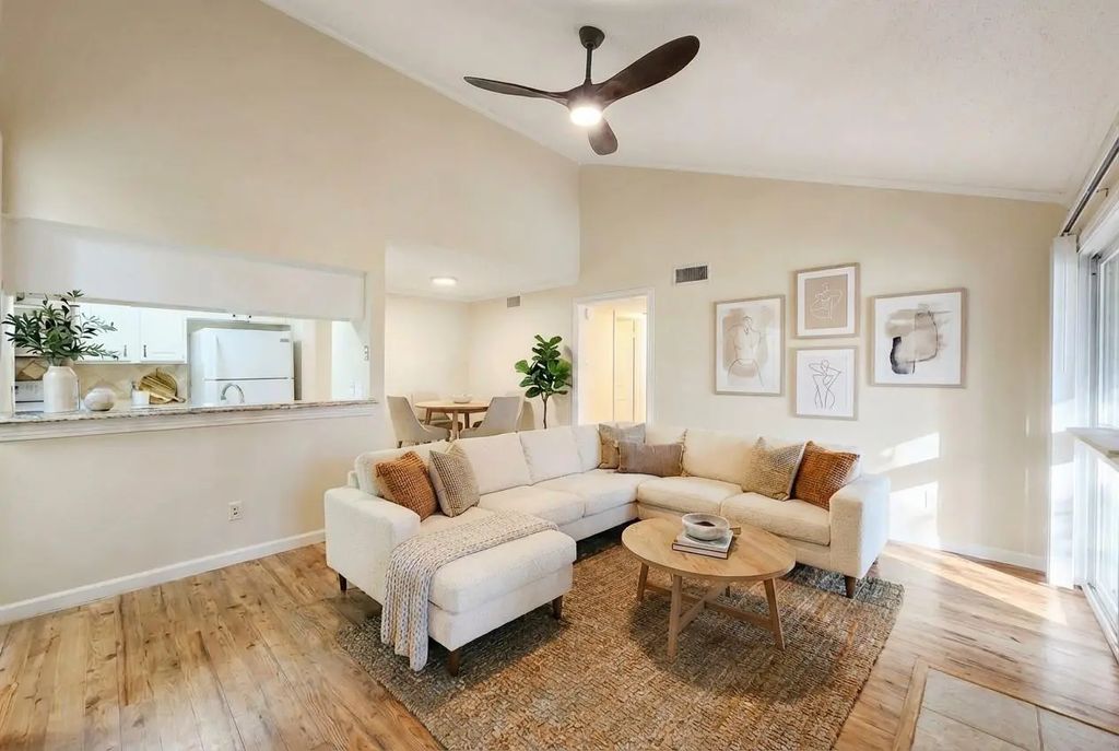 5300 Keller Springs Road 2090, Dallas