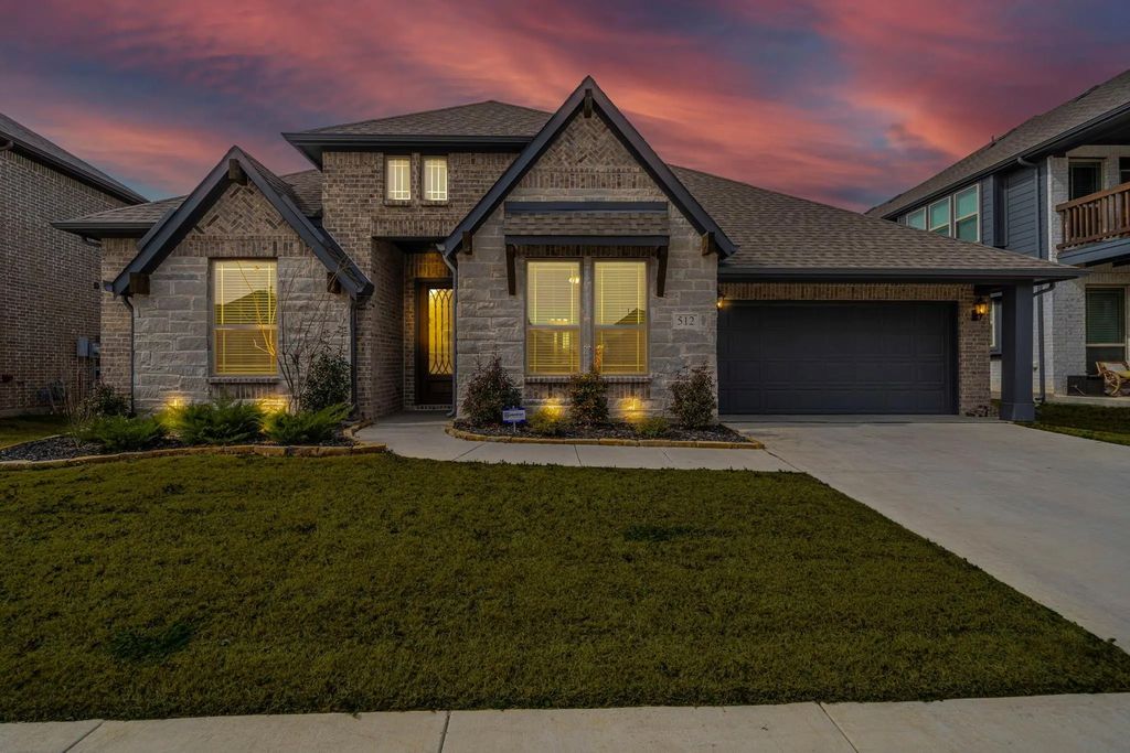 512 Sedona Street, Little Elm