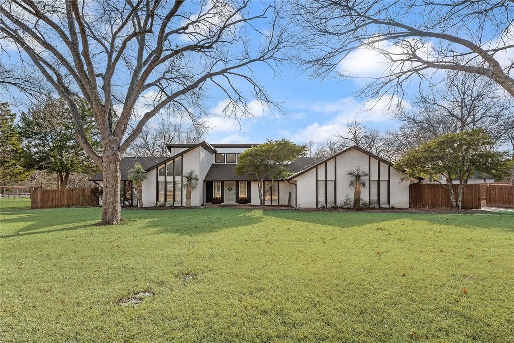 126 Forest Brook Street, Oak Leaf