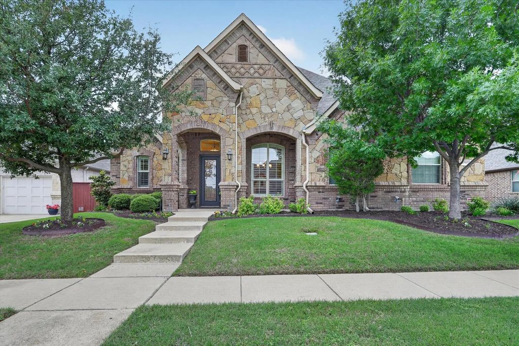 6505 Stone Creek Drive, North Richland Hills