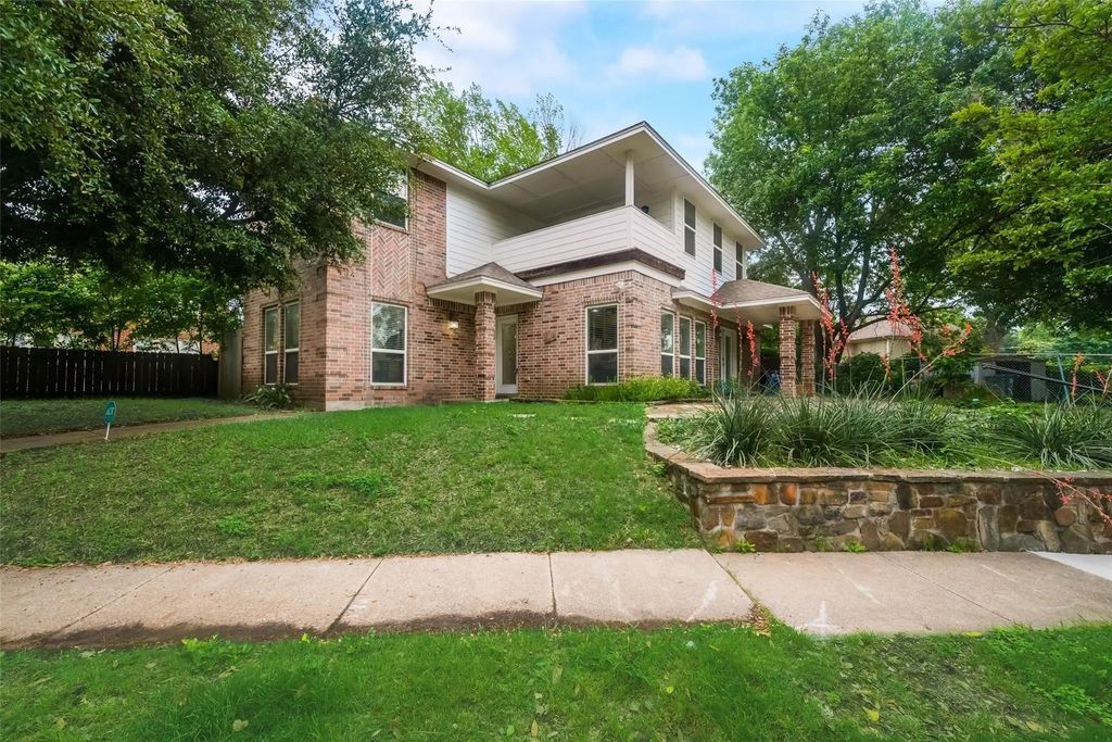 6119 Hudson Street, Dallas