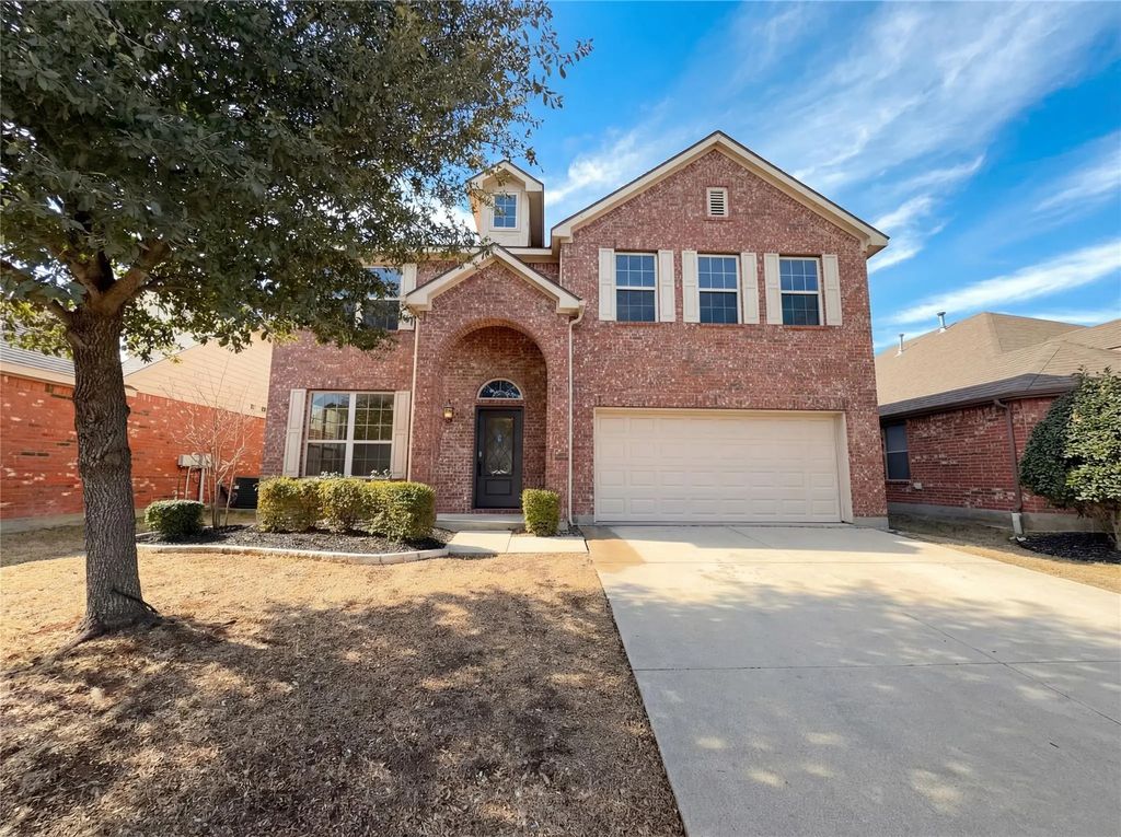 8925 Brook Hill Lane, Fort Worth