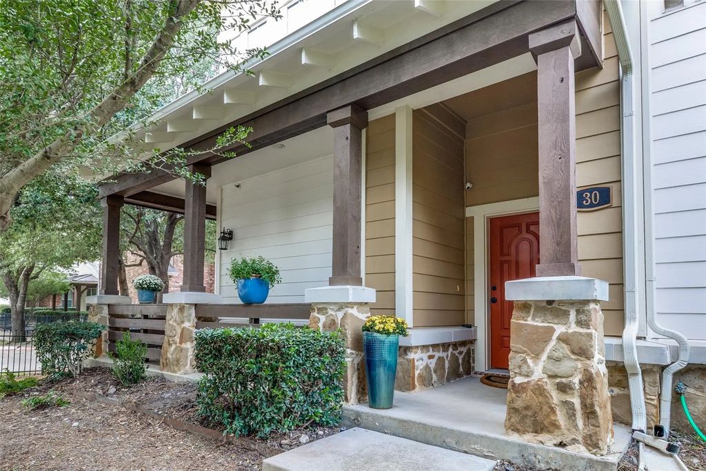 1600 Abrams Road 30, Dallas