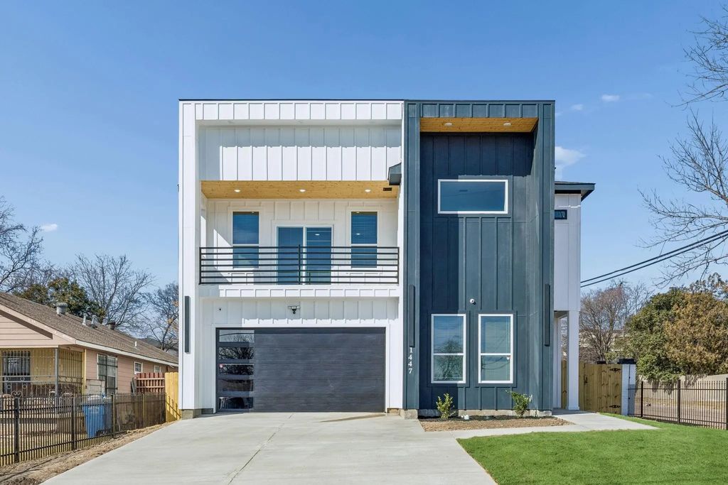 1447 Oakley Avenue, Dallas