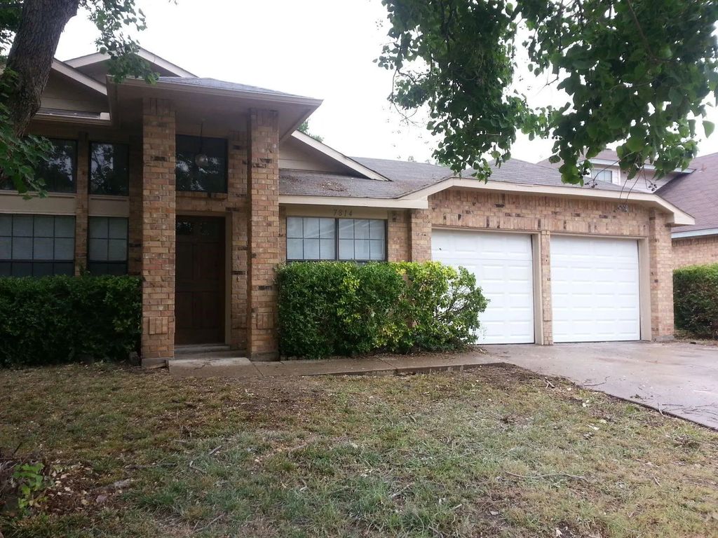 7814 Estates Way, Rowlett
