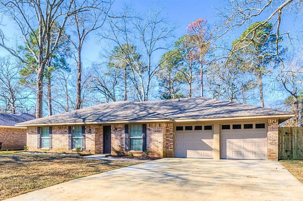 207 Chimney Lane, Haughton