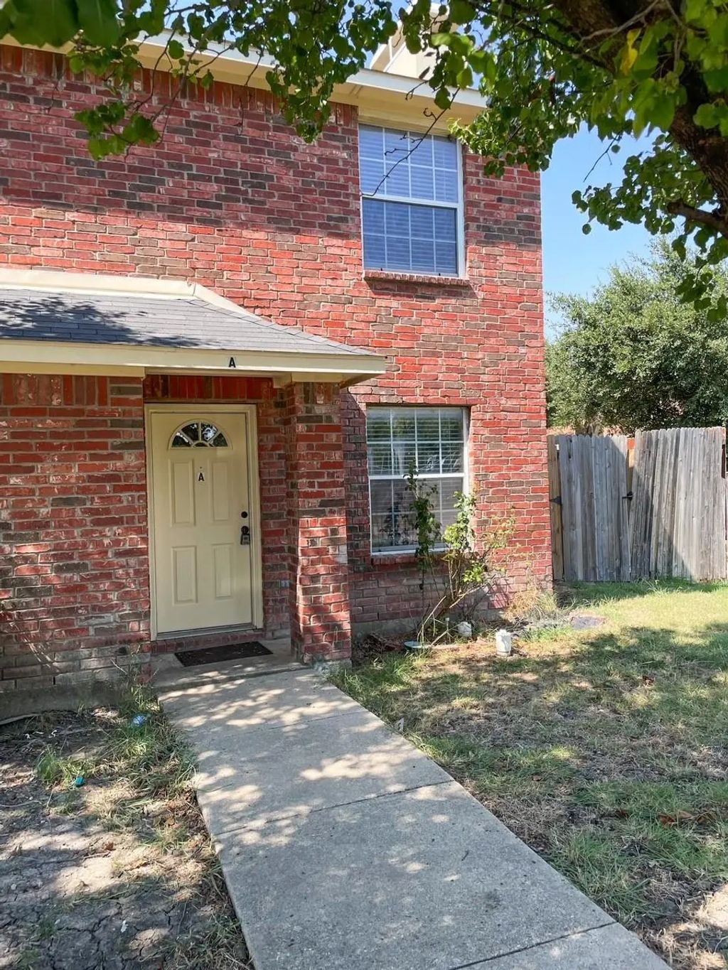 2704 Clemson Circle A, Rowlett