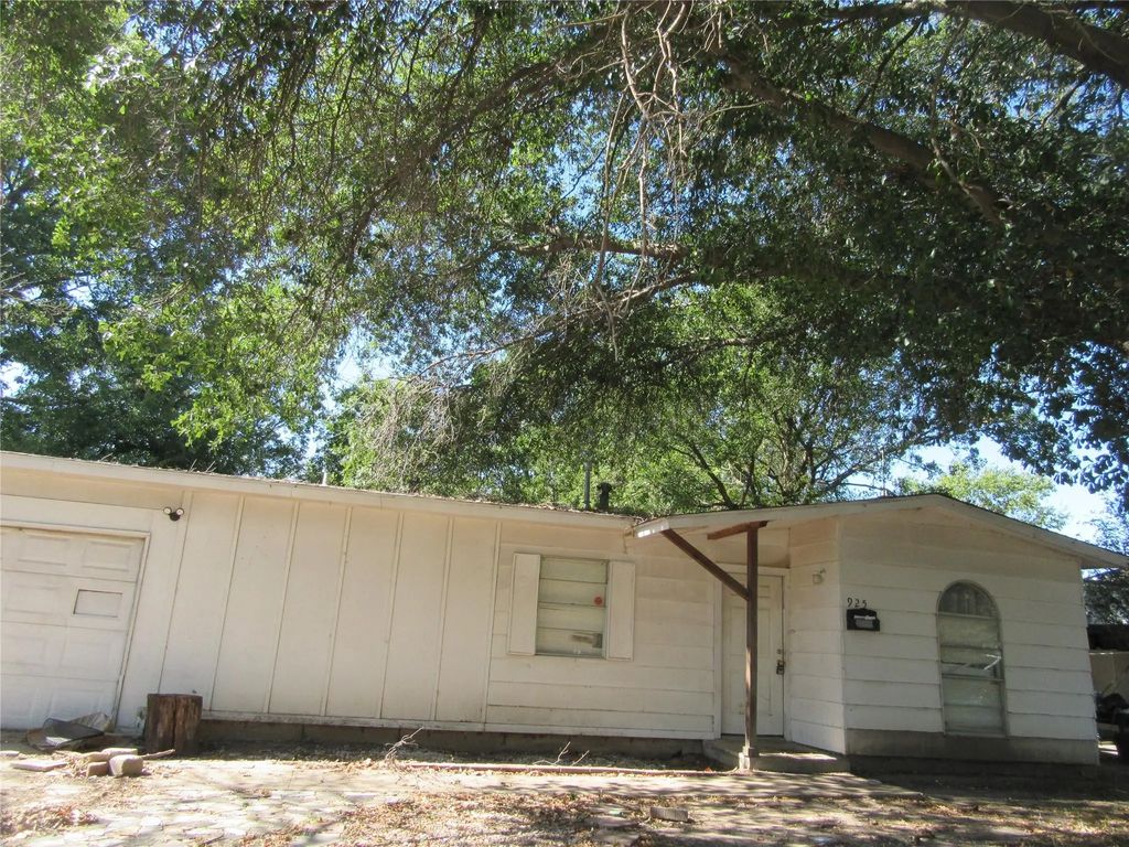 925 Grande Drive, Mesquite