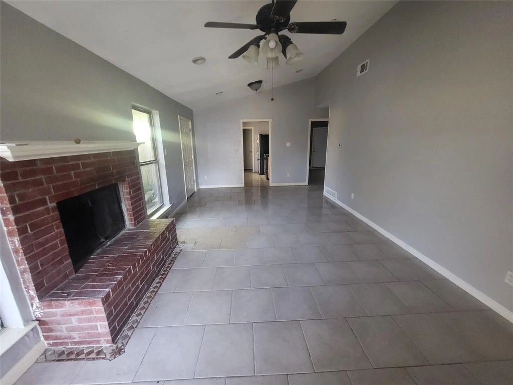 2808 Rutgers Circle B, Rowlett
