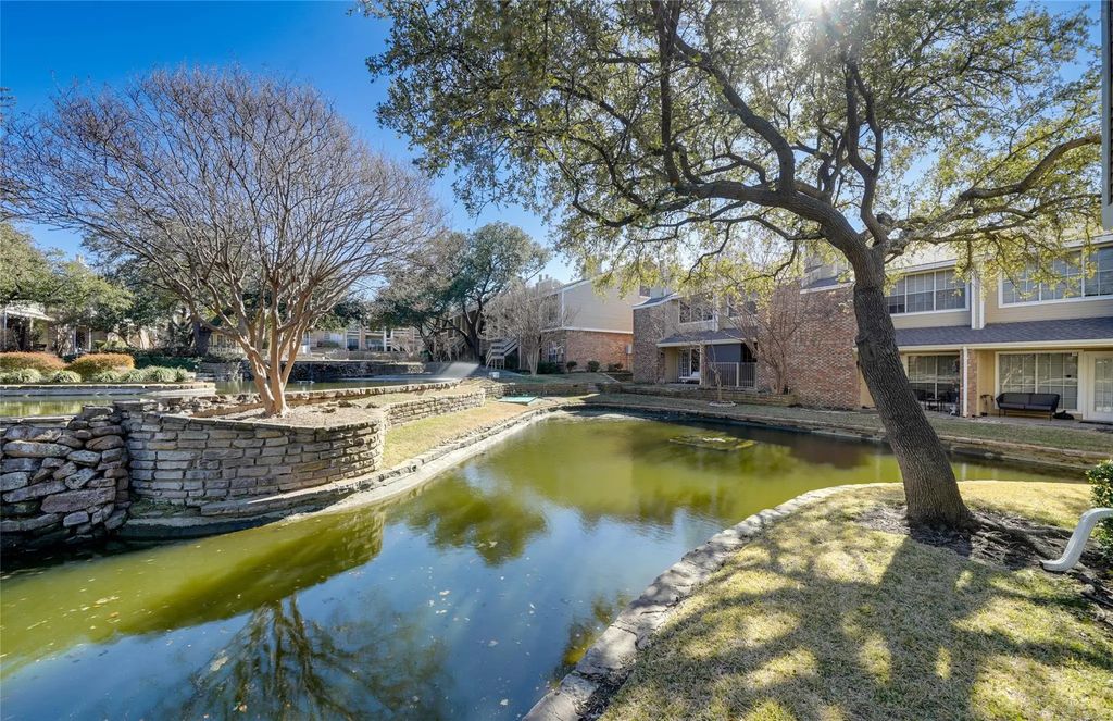 3550 Country Square Drive 411, Carrollton