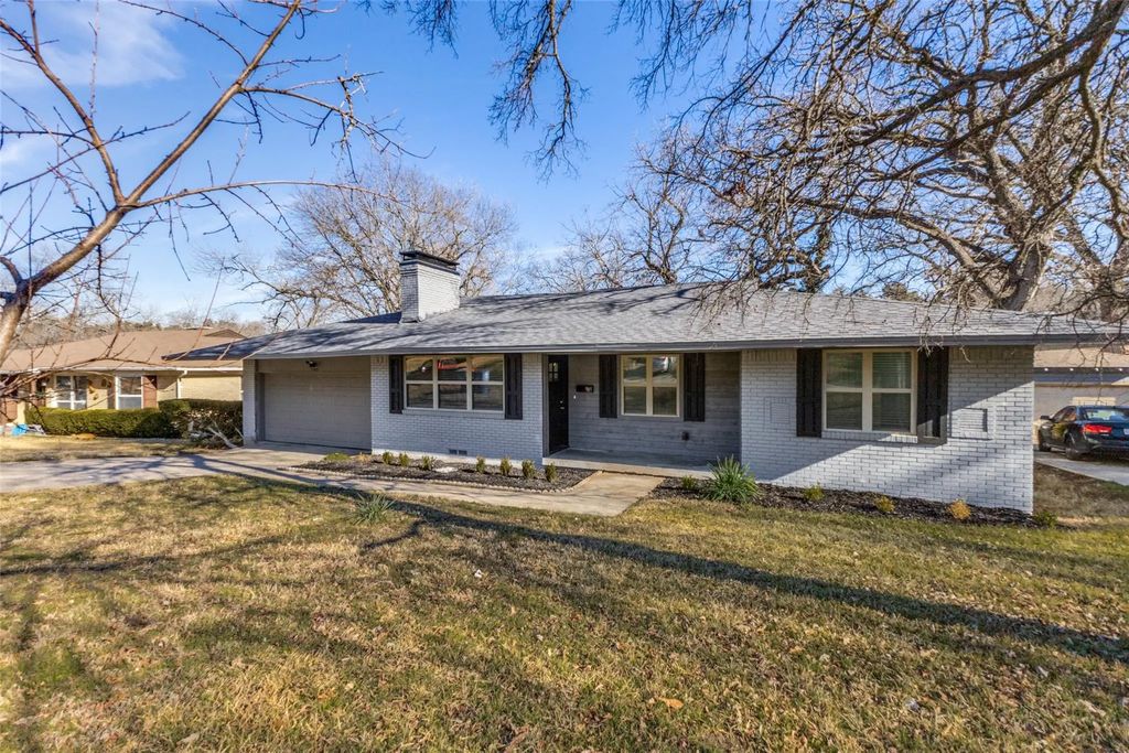 7405 Daingerfield Drive, Dallas