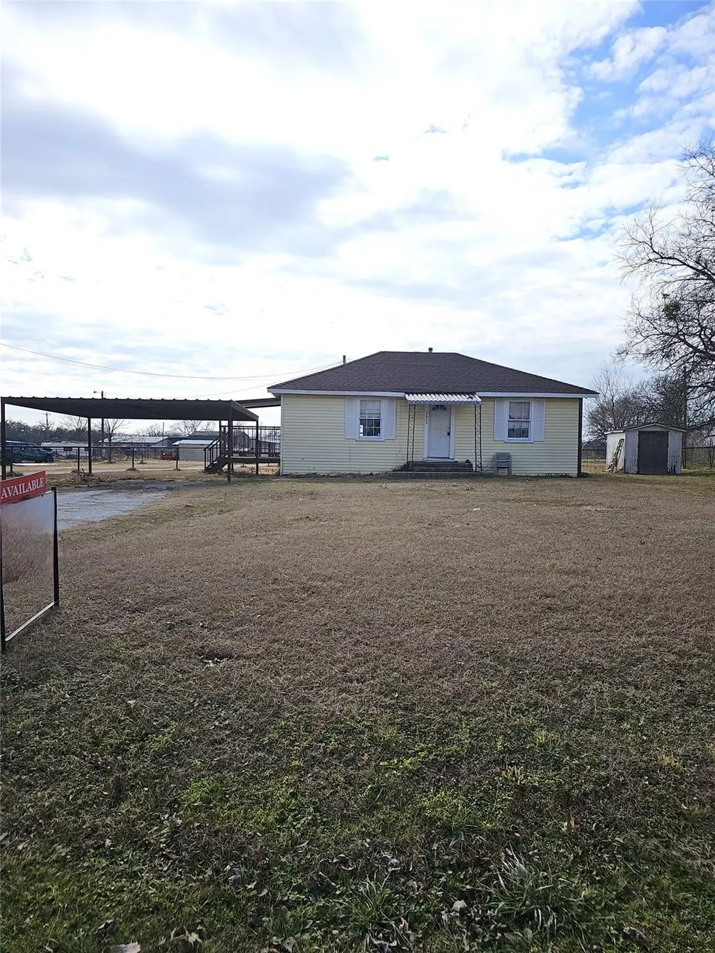 2624 County Road 429, Cleburne