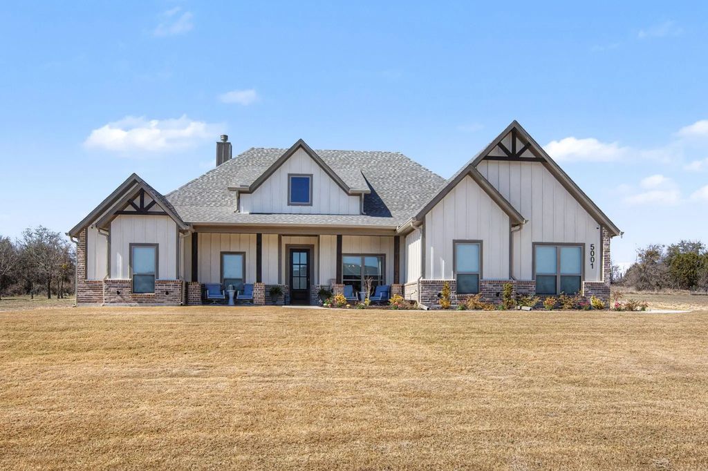 5001 Alder Court, Weatherford