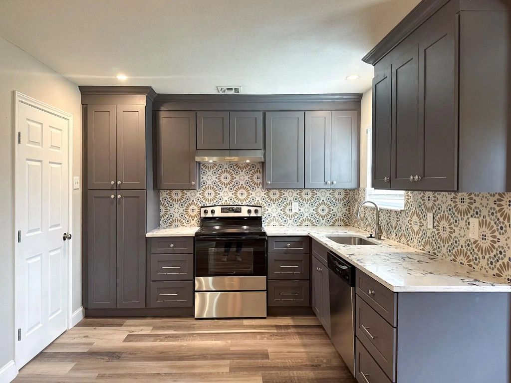 3118 Dartmouth Drive, Irving