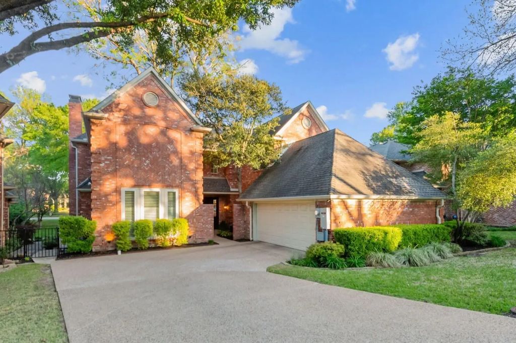 1810 Lakeshore Court, McKinney
