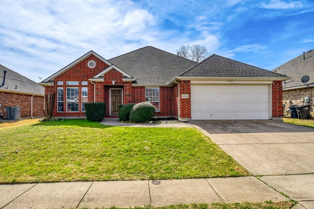 4733 Auburn Ridge Drive, Fort Worth