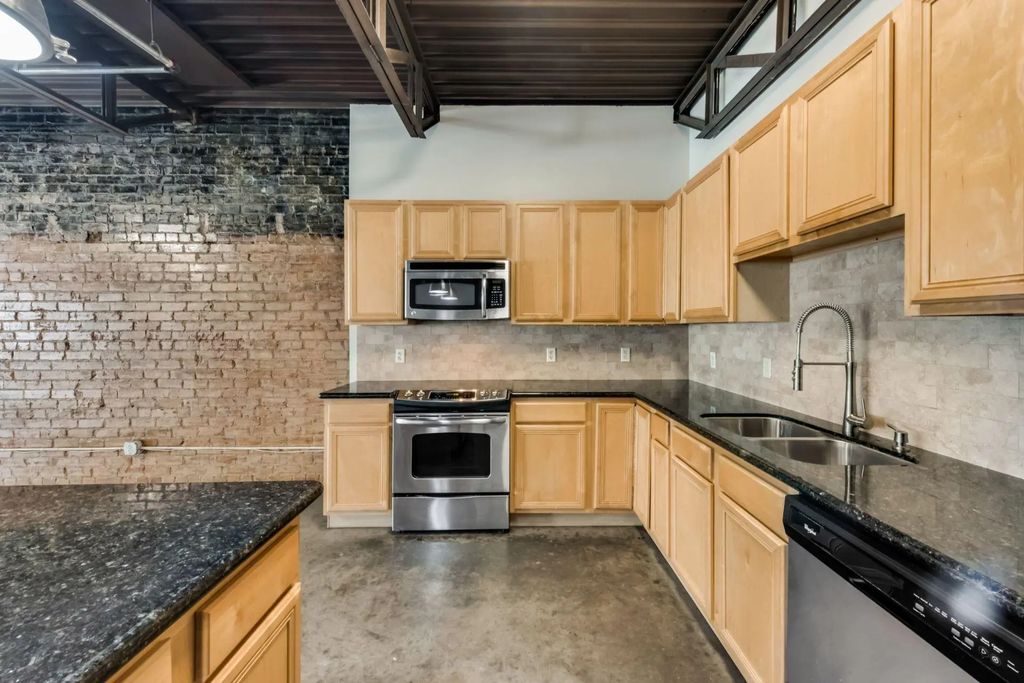 2700 Live Oak Street 101, Dallas