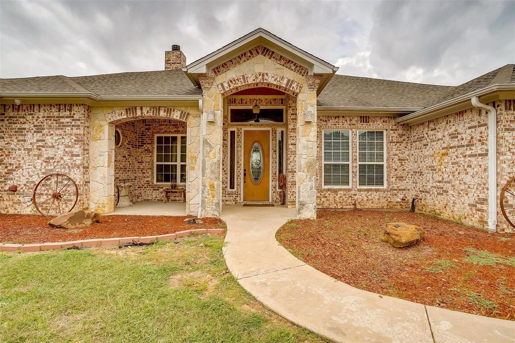 107 Chappel Hill Court, Weatherford