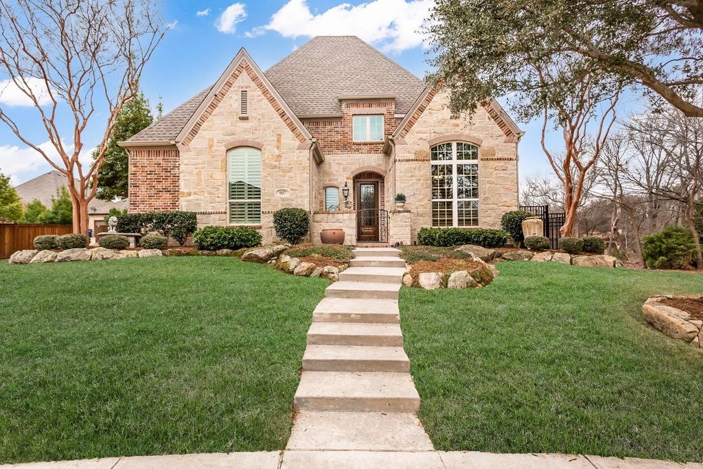 907 Clear Water Drive, Allen