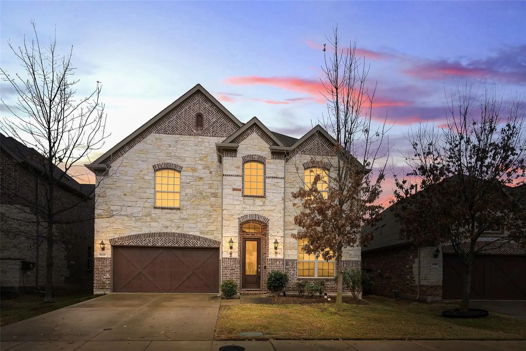 8226 Blumelia Drive, Dallas