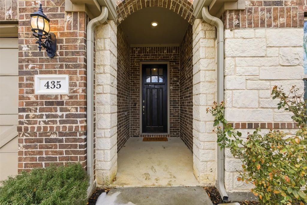 435 Letara Vista Drive, Haslet