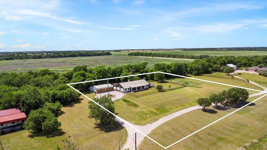21639 County Road 850, Farmersville