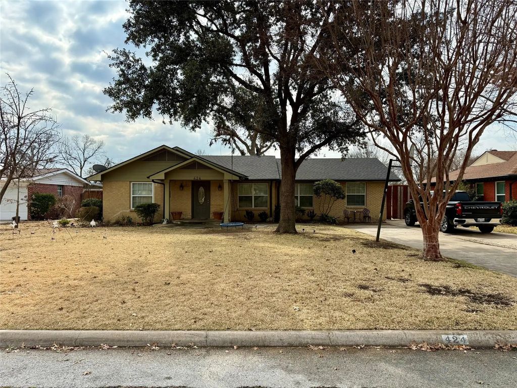 424 Maple Street, Richardson