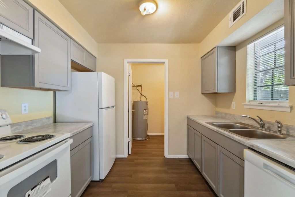 1821 Randolph Drive, Garland