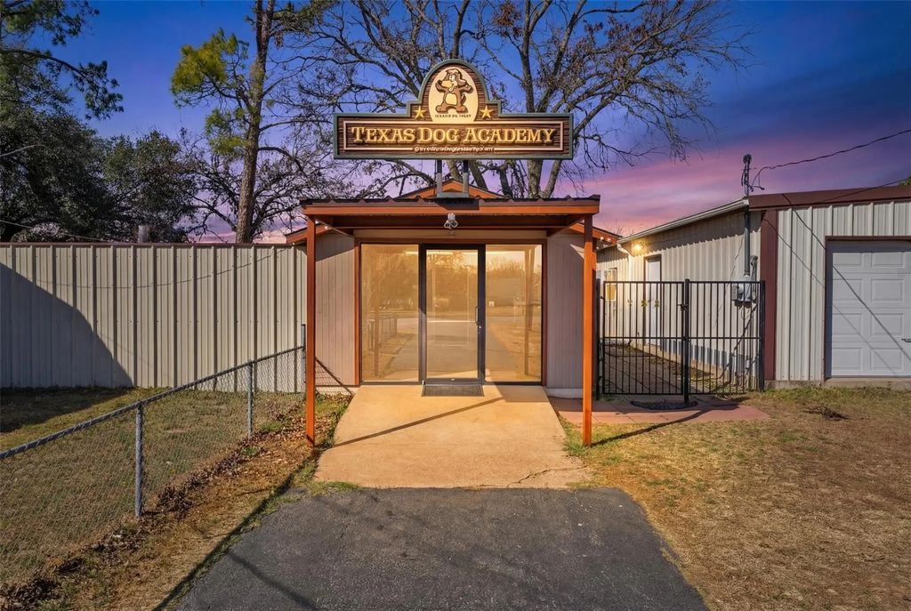 5920- C Walnut Creek Drive, Granbury