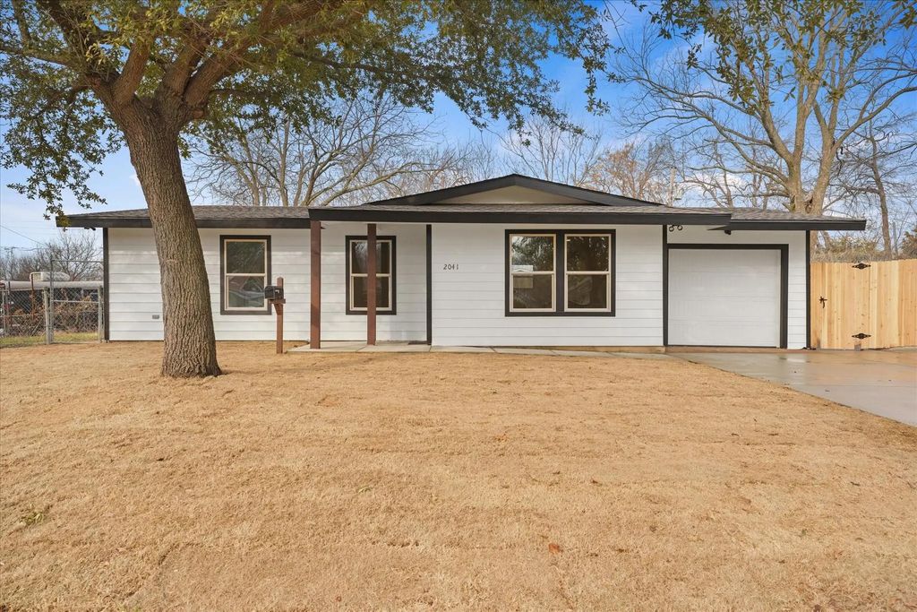 2041 Montier Drive, Garland
