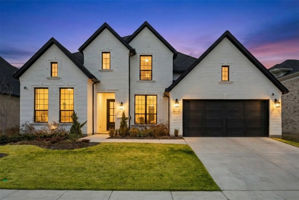 211 Prairie Clover Way, Wylie
