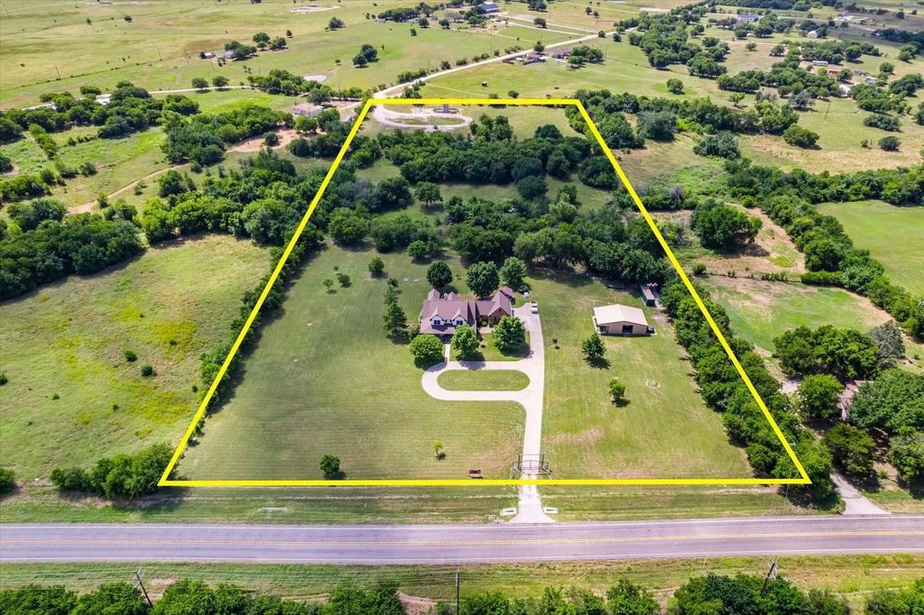 6533 Fm 2264, New Fairview