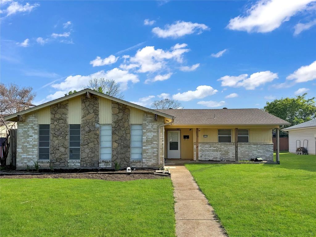 2110 Snowmass Lane, Garland