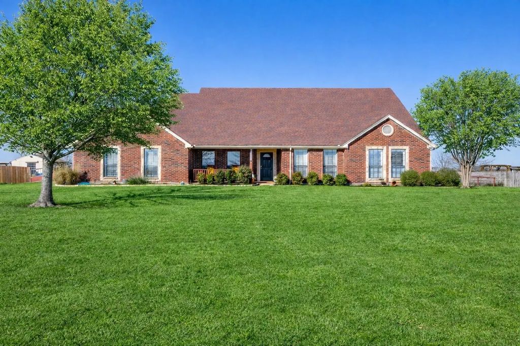 396 Alexander Lane, Royse City