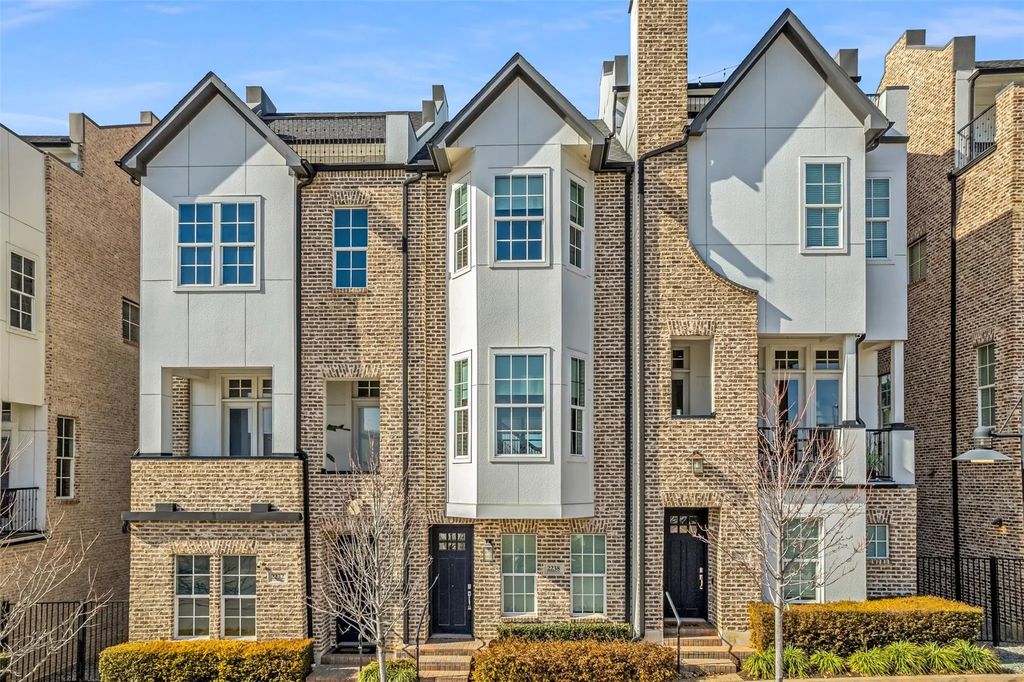 2238 Alterbrook Lane, Dallas