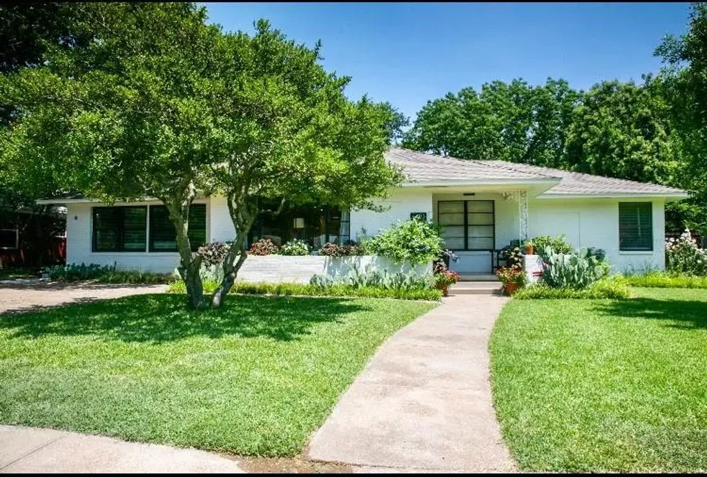 6423 Dunstan Lane, Dallas