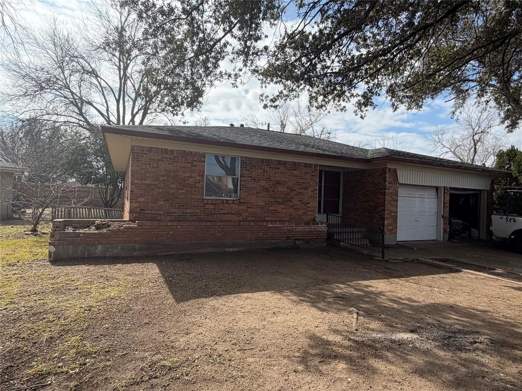 617 Sanders Drive, Garland