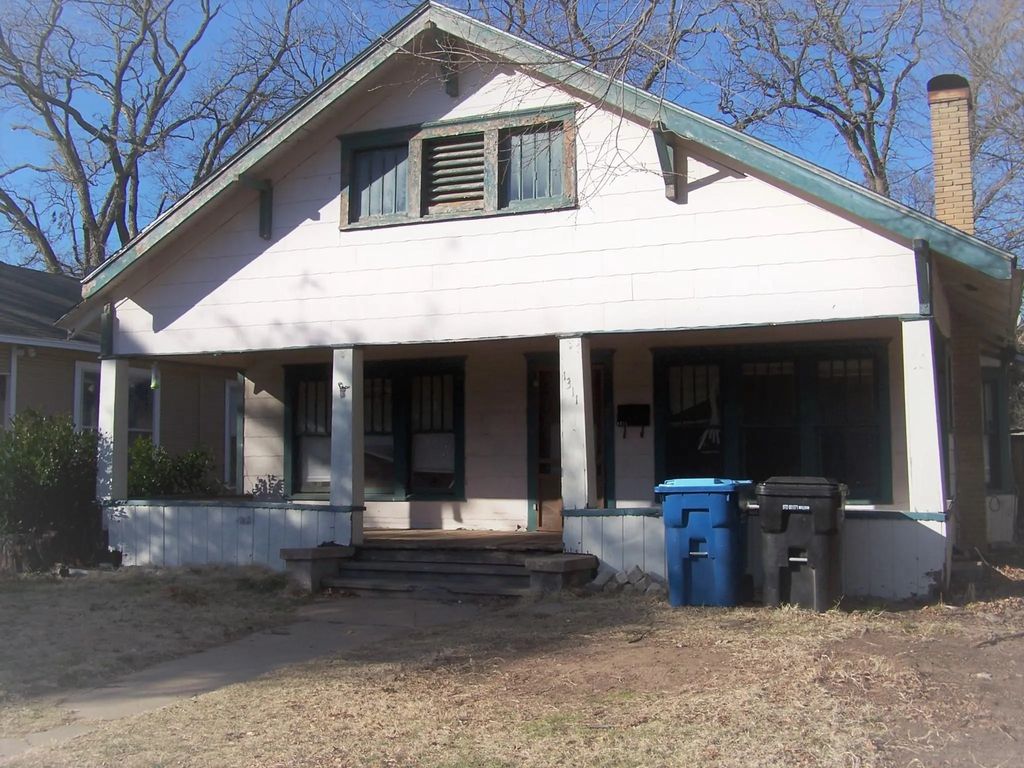 1311 W Woodard Street, Denison