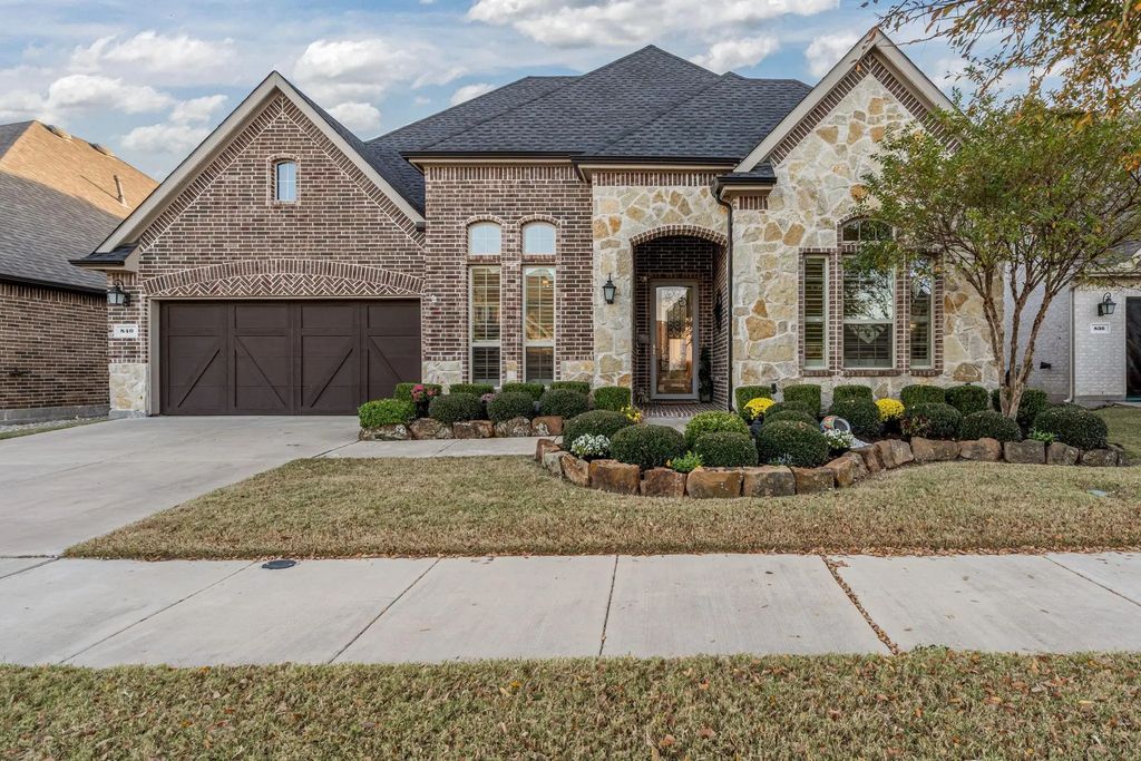 840 Fireside Drive, Little Elm