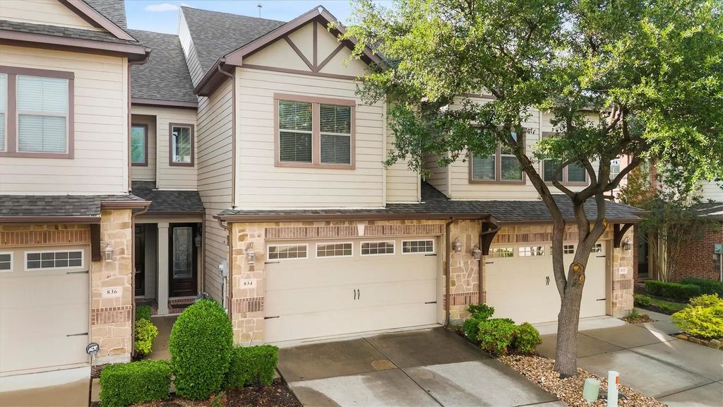 834 Apple Hill Drive, Allen