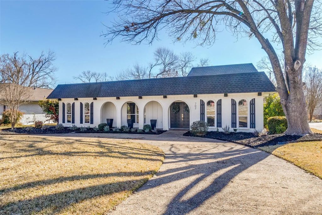 702 Wildgrove Drive, Garland