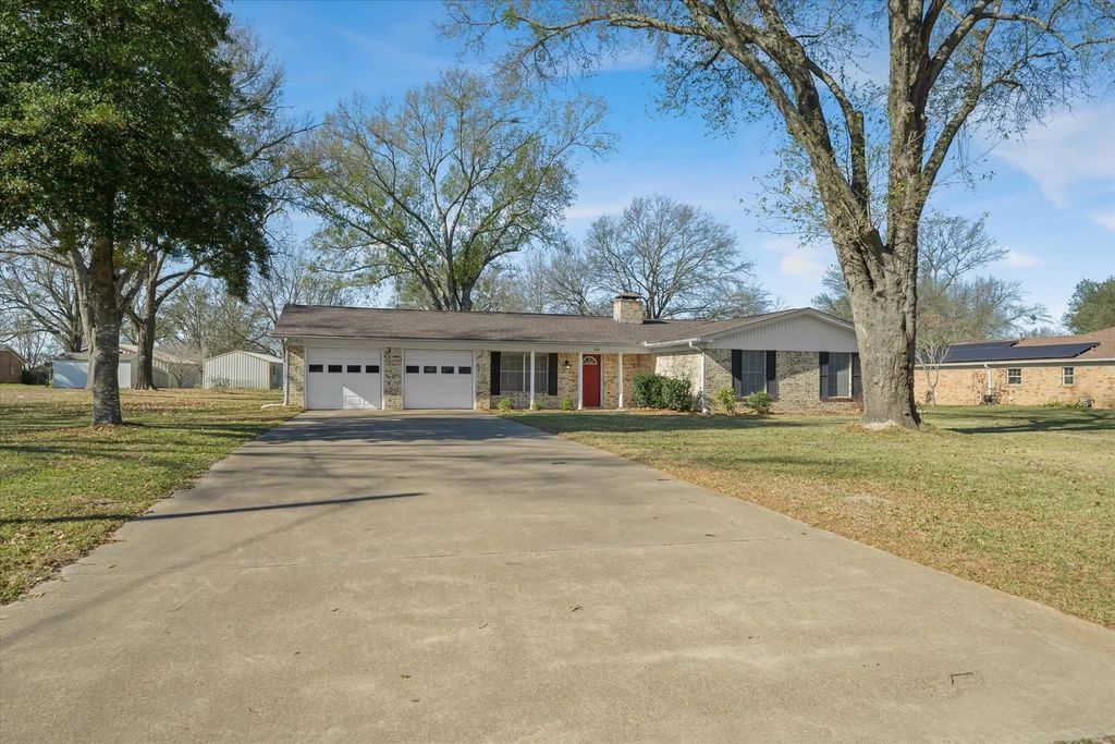 216 Helen Drive, Lindale