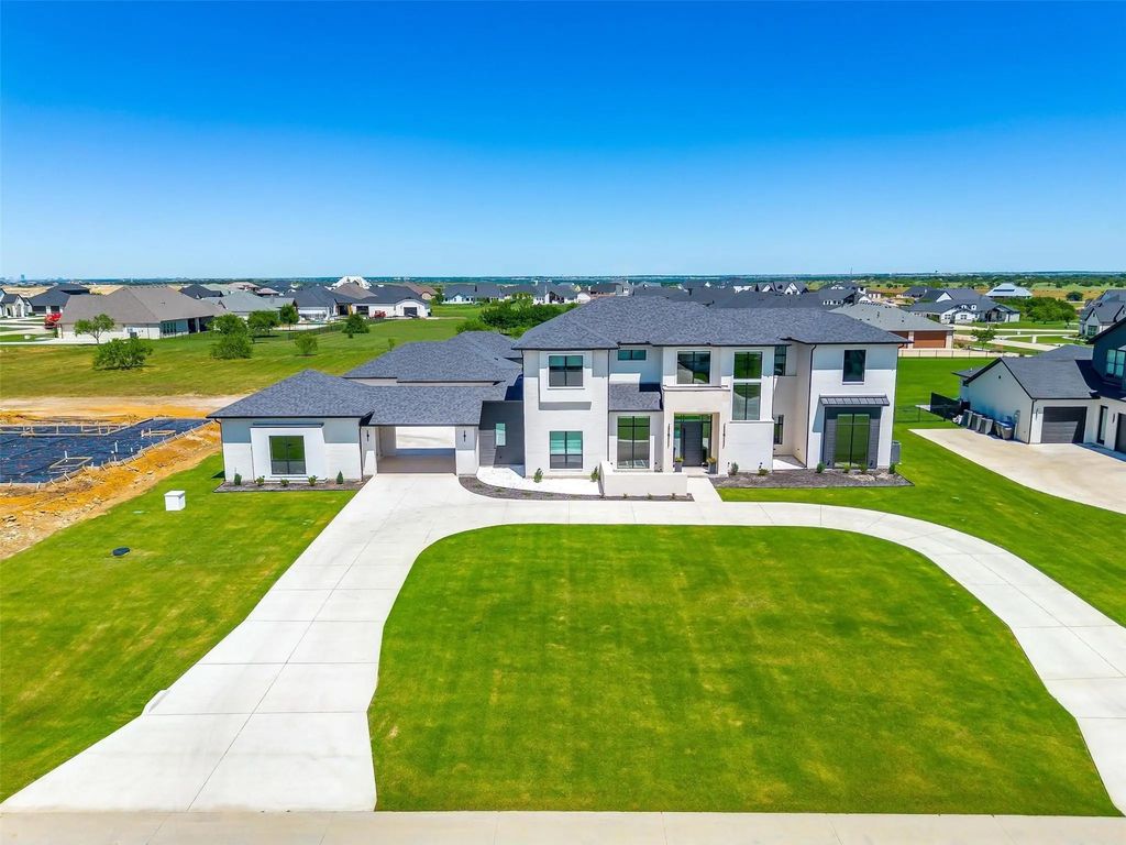 12404 Bella Italia Drive, Fort Worth