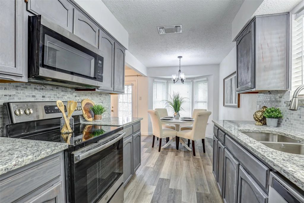 6005 Oak Hill Road, Watauga