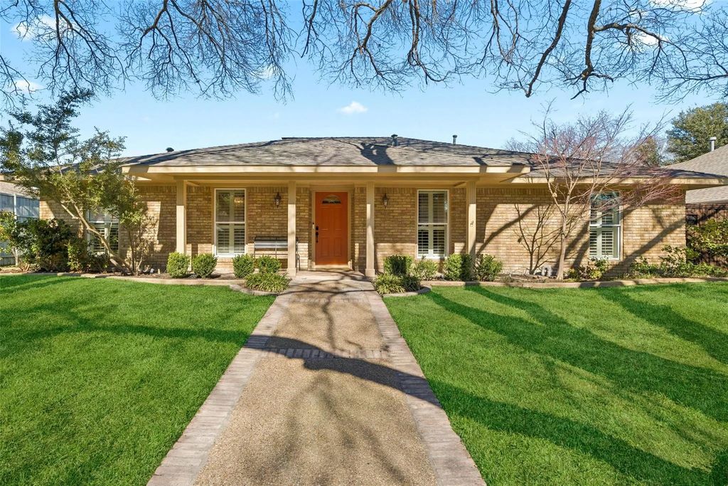 2111 Goldenrod Drive, Richardson