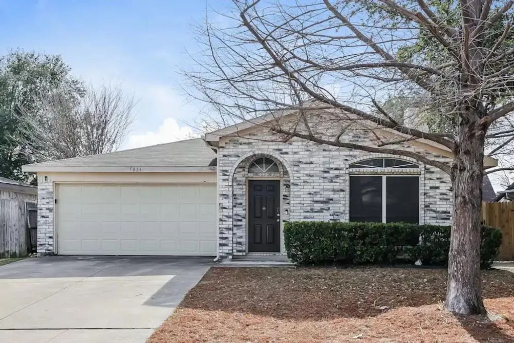 5813 Northfield Drive, Fort Worth