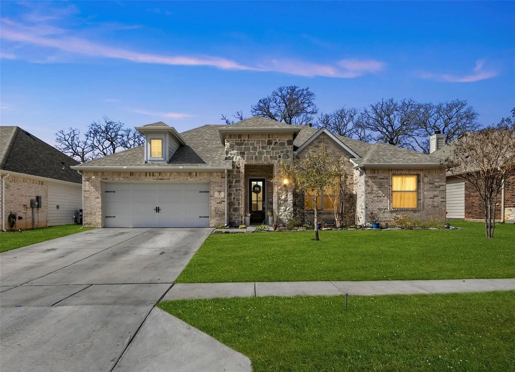 137 Gardenia Drive, Azle