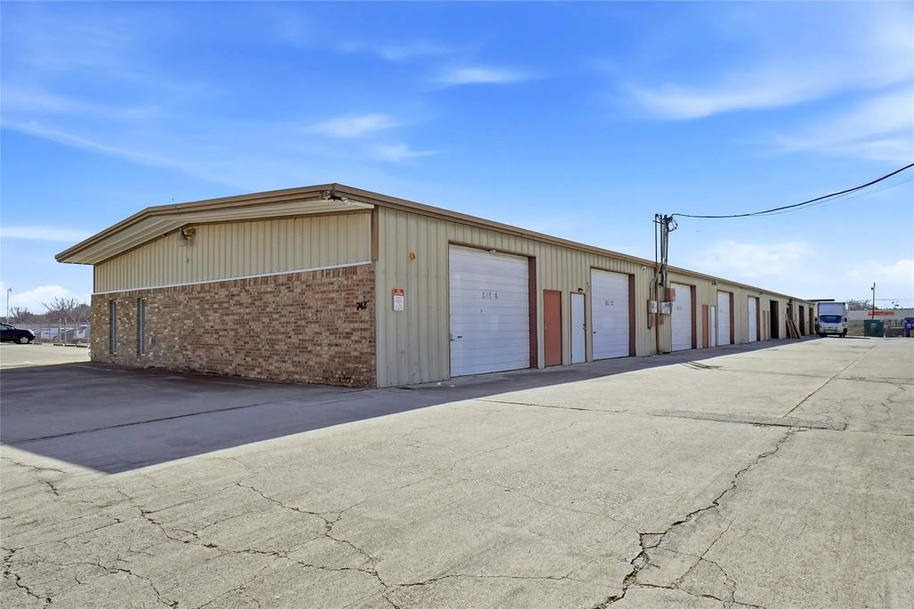 742 Dalworth Drive, Mesquite