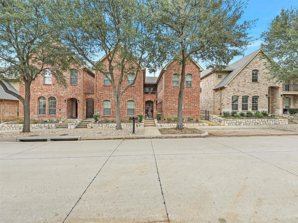 5582 Grosseto Drive, Frisco