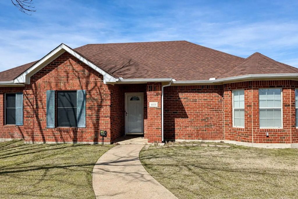 4313 Haverhill Lane, Sachse